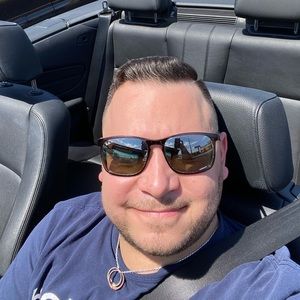 Meet your Posher, Carl